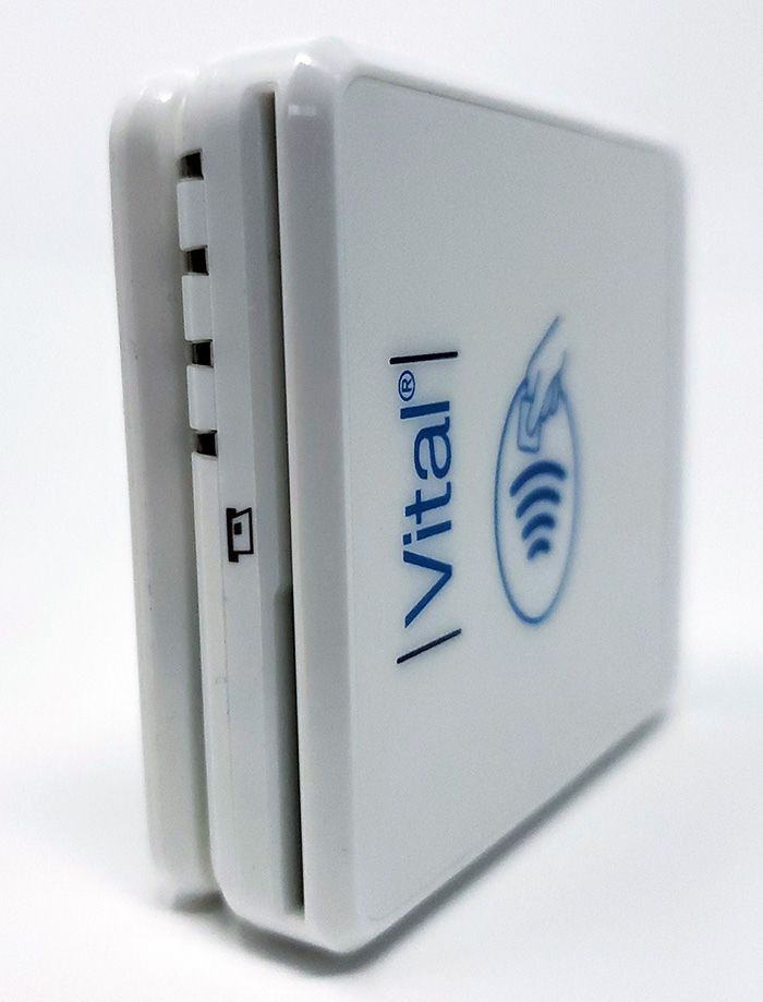 Vital Mobile reader EMV chip slot